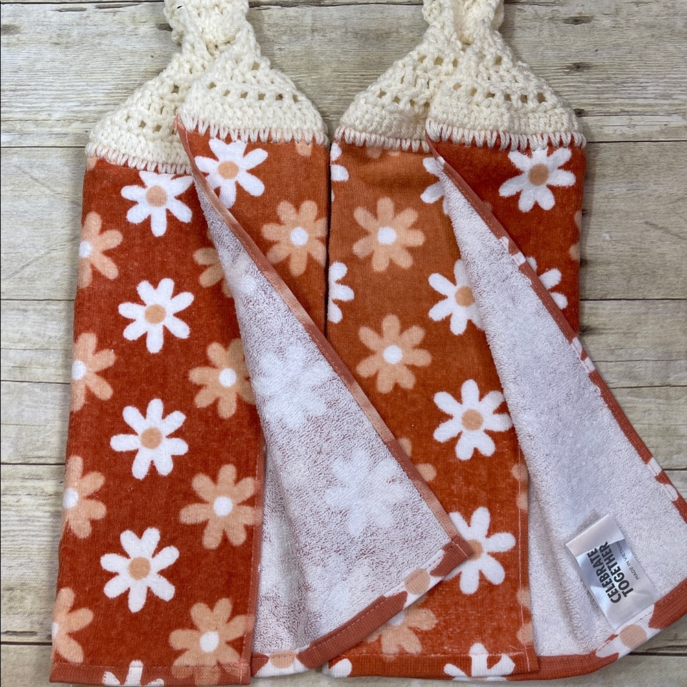 Two Crochet Top Hanging Hand Towels Daisies Burnt Orange&Peach Single Thick - Picture 5 of 5